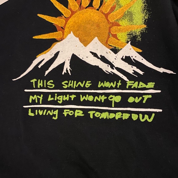 PacSun Long Sleeve Graphic Tee - Picture 3 of 6